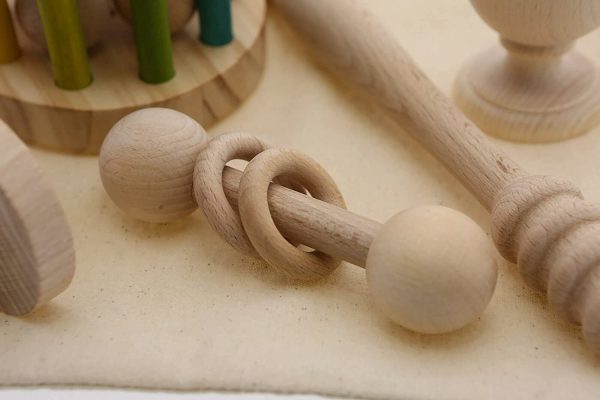 Cesto dei Tesori Montessori 5 Elementi e Baby Roller Arcobaleno per bambini 3-12 mesi - immagine 3