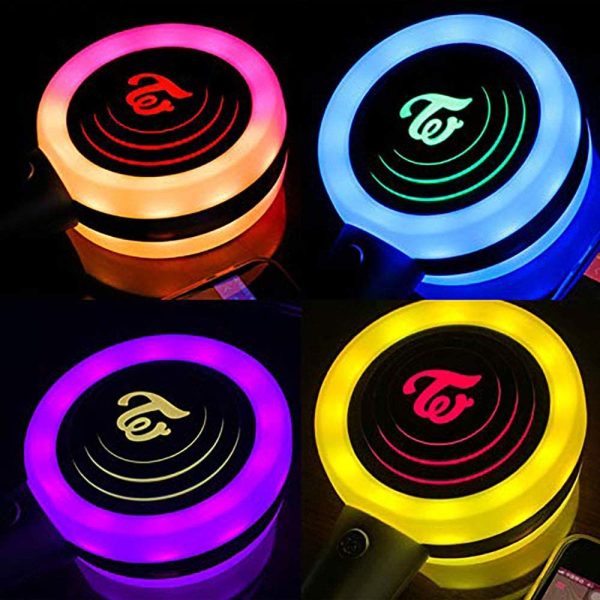 Twice Light Stick Ver.2 Official Luce Caramella Di Qualit??, Collega L'app Mobile Tramite Bluetooth Per Cambiare La Modalit?? E Il Colore Della Luce - immagine 3