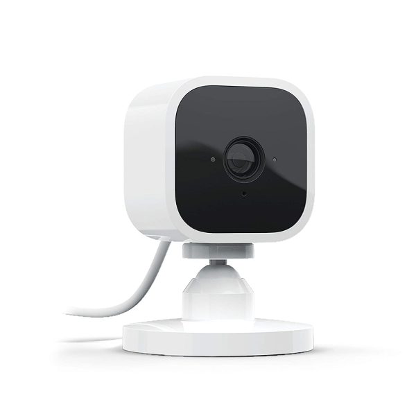 Blink Mini - Videocamera di sicurezza intelligente per interni, plug-in, compatta, con video in HD a 1080p, rilevazione di movimento, compatibile con Alexa ?C 1 videocamera - immagine 2