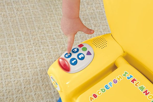 Fisher-Price La Poltroncina di Cagnolino, Seggiolina Educativa per Imparare Suoni, Musica e Frasi, Giocattolo per Bambini di 12 + Mesi, HBB71, Imballaggio Sostenibile - immagine 4