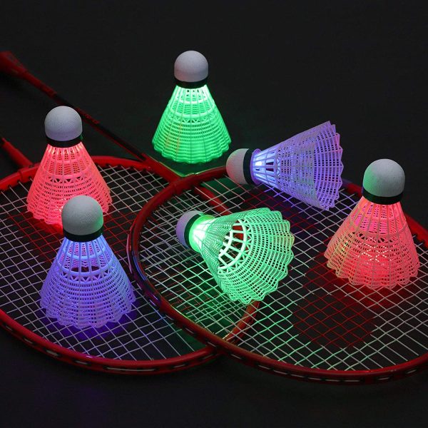 XiYee Badminton Sport, 6 Pezzi Palline da Badminton a LED, Volani in Nylon Badminton Shuttlecock, Badminton Colorato, Durevole Badminton con Piuma per Interni, Esterni, Sport, Allenamento, Esercizio - immagine 5