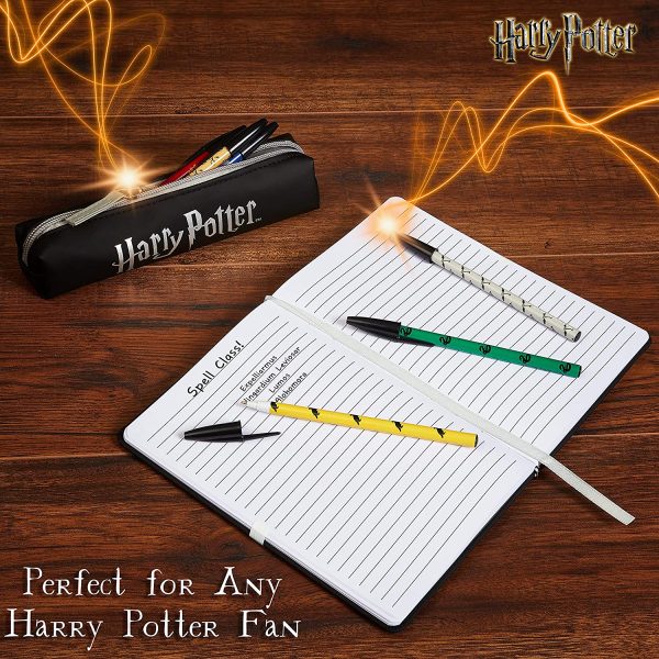 Harry Potter Set Cancelleria Con Agenda A5, Set Penne E Astuccio Portapenne, Harry Potter Gadget Ufficiali, Regalo Per Bambine, Adolescenti E Adulti - immagine 2