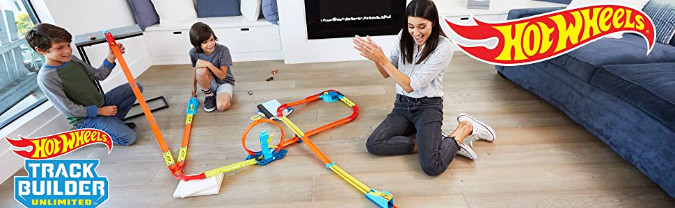 Hot Wheels Track Builder confezione di curve assortite per collegare i set, dai 4 anni in su