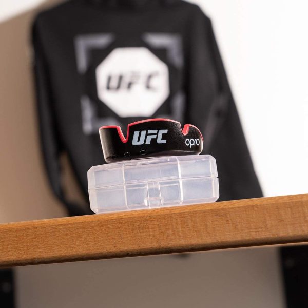 Opro Adult UFC Mouthguards (Adulto) per MMA, Boxe, Karate, BJJ e Altri Sport di Combattimento - Garanzia Dentale estesa di 18 Mesi - immagine 2