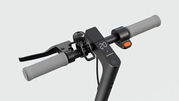 Xiaomi Mi Electric Scooter Essential, Monopattino Elettrico, Versione Amazon con Lucchetto Incluso, 20 Km di Autonomia, Velocità fino a 20 Km/h, Sistema KERS e freni a disco, Nero, Versione Italiana - immagine 9