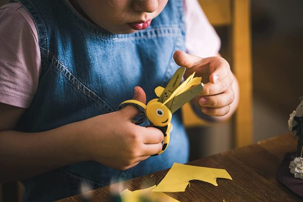 Fiskars Forbici per bambini a forma di ape, A partire da 4 anni, Lunghezza: 13 cm, Per destrorsi e mancini, Lama in acciaio inossidabile/Impugnature in plastica, Giallo, 1003747 - immagine 6