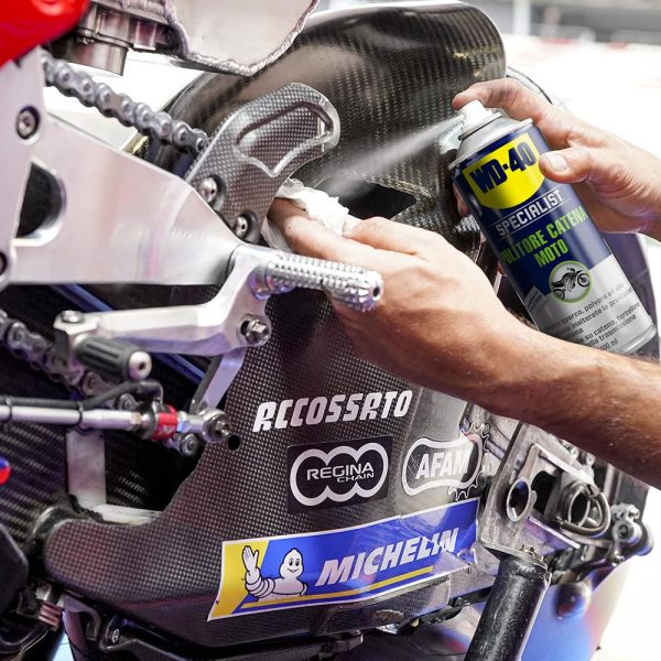 WD-40 Specialist Moto Pulitore Catena Moto Spray, 400 ml - immagine 3