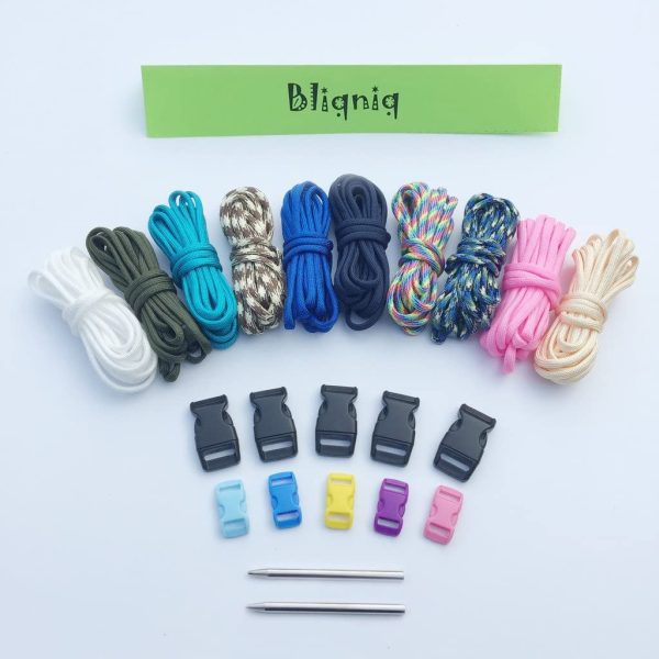 Paracord braccialetto kit, Bliqniq 25pcs parachute corde Survival Kit Starter di fuoco Whistle 10 nodi per Paracord/ 2 aghi da produzione per Paracord in Acciaio INOX per camminare campeggio emergenza - immagine 6