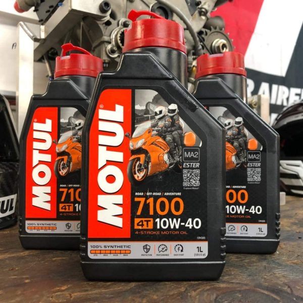 Olio per Moto 7100 4T 10W40 4L