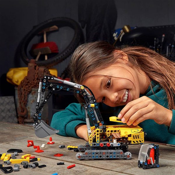 LEGO Technic Escavatore Pesante, Trattore, Modellino 2 in 1, Kit di Costruzione Veicolo Scavatore per Bambini dagli 8 Anni in Su, 42121 - immagine 6