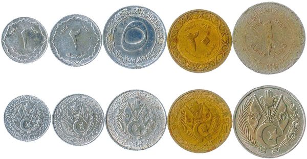 5 Monete Algerine. Vecchia Valuta Estera Da Collezione Dall'algeria