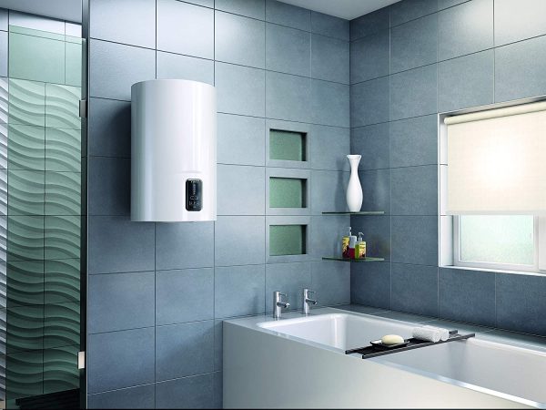 Ariston 3201872 Lydos Plus Scaldabagno Elettrico 50 L, Smaltatura al Titanio, Realizzato per Essere Installato in Italia & Lydos Plus 3201873 Scaldabagno elettrico 80 l - immagine 4