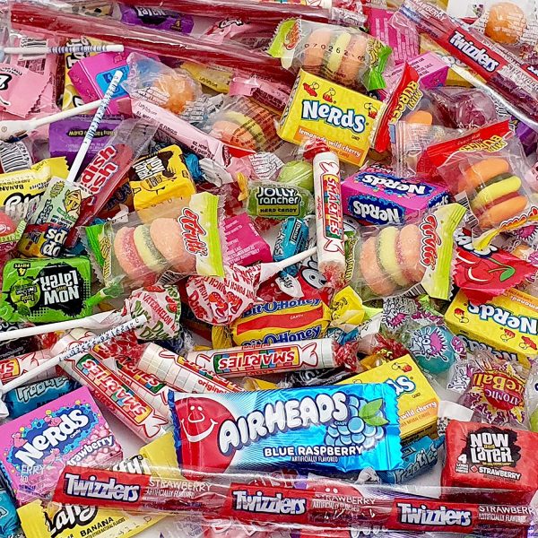 Americano Caramella Dolci americani Scatola Per Feste. 120 pezzi! Caramelle americane classiche Airheads, Laffy-Taffy, Twizzlers, Nerds, Jolly Ranchers! Caramella di Halloween ideale! - immagine 8